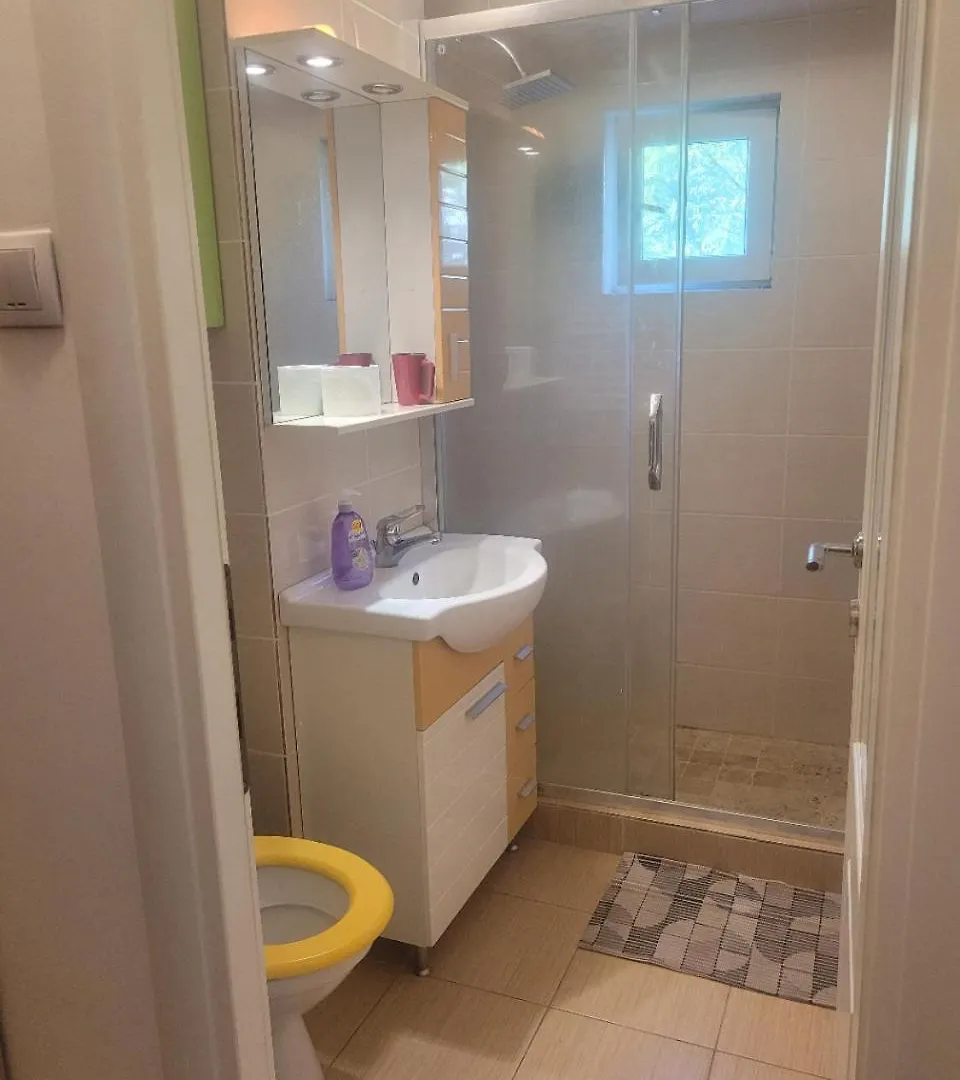 Lovely Studio.Furnitured, 15Min To City Center Bucharest