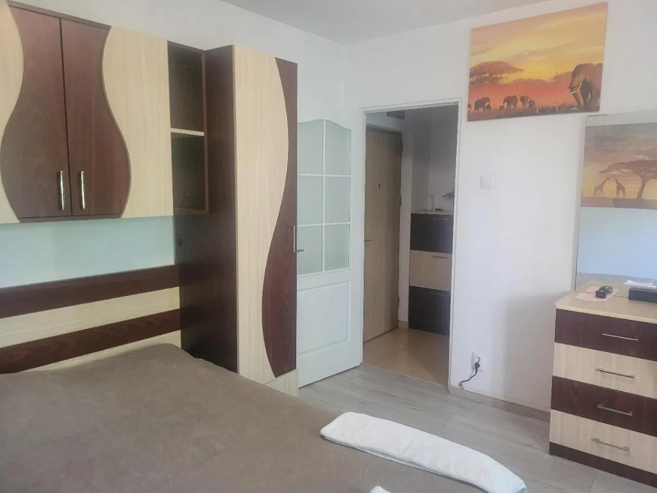 Apartment Lovely Studio.Furnitured, 15Min To City Center Bucharest
